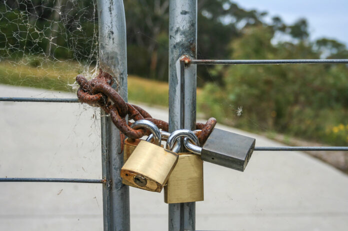 How Farm Driveway Gates Can Help Disabled Farmers – Drive Through Farm Gate Opener (No Electricity Required) – Bump N Drive