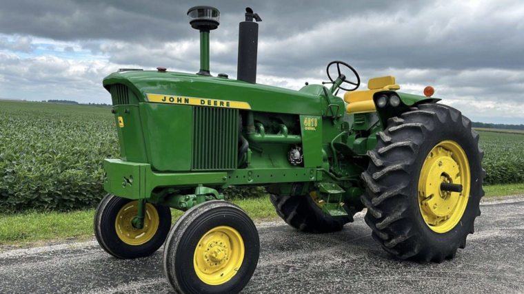 John Deere 4010 vs 4020: Exploring the Two Models